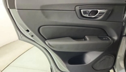 Volvo XC60 Plug-In Hybrid Ultra Black Edition T8 AWD 2026