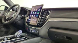 Volvo XC60 Plug-In Hybrid Ultra Black Edition T8 AWD 2026