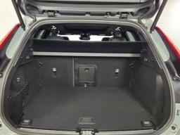 Volvo XC60 Plug-In Hybrid Ultra Black Edition T8 AWD 2026