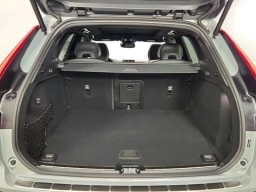 Volvo XC60 Plug-In Hybrid Ultra Black Edition T8 AWD 2026
