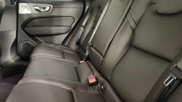 Volvo XC60 Plug-In Hybrid Ultra Black Edition T8 AWD 2026