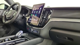 Volvo XC60 Plug-In Hybrid Ultra Black Edition T8 AWD 2026