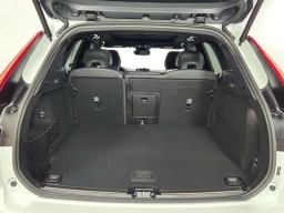 Volvo XC60 Plug-In Hybrid Ultra Black Edition T8 AWD 2026