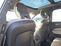 Volvo XC60 Plug-In Hybrid Core T8 AWD 2026