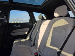 Volvo XC60 Plug-In Hybrid Core T8 AWD 2026