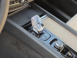 Volvo XC60 Plug-In Hybrid Core T8 AWD 2026