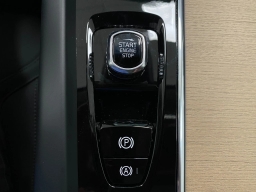 Volvo XC60 Plug-In Hybrid Core T8 AWD 2026