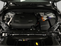 Volvo XC60 Plug-In Hybrid Core T8 AWD 2026
