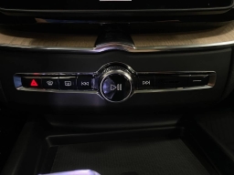 Volvo XC60 Plug-In Hybrid Core T8 AWD 2026