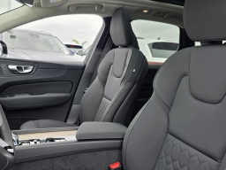 Volvo XC60 Plug-In Hybrid Core T8 AWD 2026