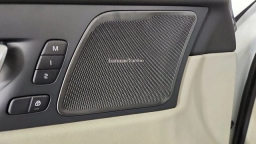 Volvo XC60 Plug-In Hybrid Ultra T8 AWD 2026