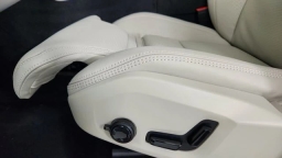 Volvo XC60 Plug-In Hybrid Ultra T8 AWD 2026