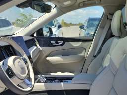 Volvo XC60 Plug-In Hybrid Ultra T8 AWD 2026
