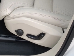 Volvo XC60 Plug-In Hybrid Ultra T8 AWD 2026