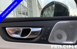 Volvo XC60 Plug-In Hybrid Ultra T8 AWD 2026