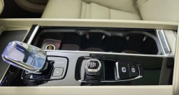 Volvo XC60 Plug-In Hybrid Ultra T8 AWD 2026