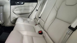 Volvo XC60 Plug-In Hybrid Ultra T8 AWD 2026