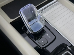 Volvo XC60 Plug-In Hybrid Ultra T8 AWD 2026