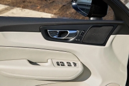 Volvo XC60 Plug-In Hybrid Ultra T8 AWD 2026