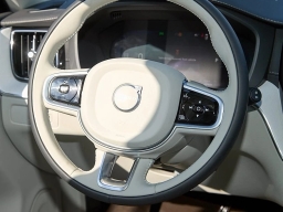 Volvo XC60 Plug-In Hybrid Ultra T8 AWD 2026