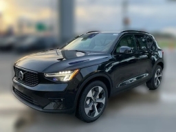 Volvo XC40 Plus B4 FWD 2026