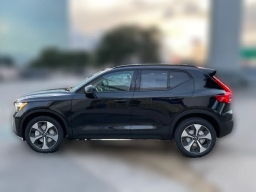 Volvo XC40 Plus B4 FWD 2026