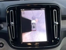 Volvo XC40 Plus B4 FWD 2026