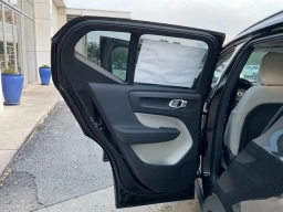 Volvo XC40 Plus B4 FWD 2026