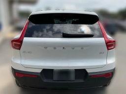 Volvo XC40 Core B4 FWD 2026