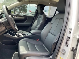 Volvo XC40 Core B4 FWD 2026