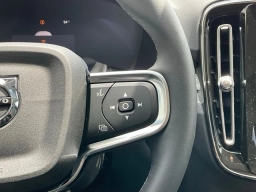 Volvo XC40 Core B4 FWD 2026