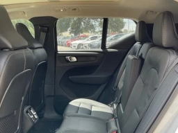 Volvo XC40 Core B4 FWD 2026