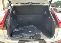 Volvo XC40 Core B4 FWD 2026