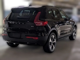 Volvo XC40 Core B4 FWD 2026