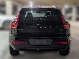 Volvo XC40 Core B4 FWD 2026