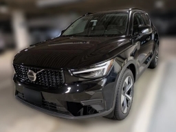 Volvo XC40 Core B4 FWD 2026