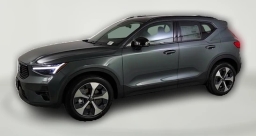 Volvo XC40 Plus B5 AWD 2026