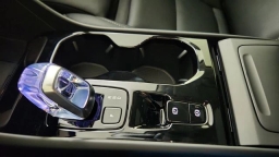 Volvo XC40 Plus B5 AWD 2026