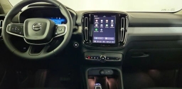 Volvo XC40 Plus B5 AWD 2026