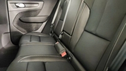 Volvo XC40 Plus B5 AWD 2026