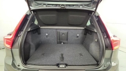 Volvo XC40 Plus B5 AWD 2026