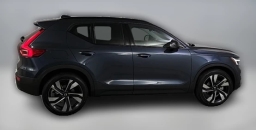 Volvo XC40 Plus B5 AWD 2026