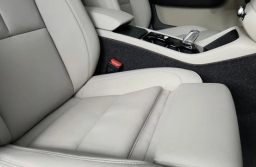 Volvo XC40 Plus B5 AWD 2026