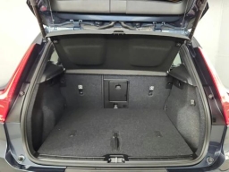 Volvo XC40 Plus B5 AWD 2026