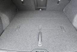 Volvo XC40 Plus B5 AWD 2026