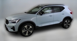 Volvo XC40 Plus B5 AWD 2026