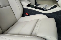 Volvo XC40 Plus B5 AWD 2026