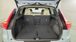 Volvo XC40 Plus B5 AWD 2026