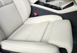 Volvo XC40 Plus B5 AWD 2026