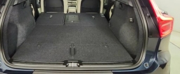 Volvo XC40 Plus B5 AWD 2026
